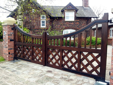 Bespoke curved gates