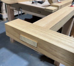 Heavy duty black powder coated fixing set